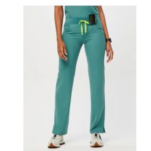 Women's FIGS Kade Cargo pants